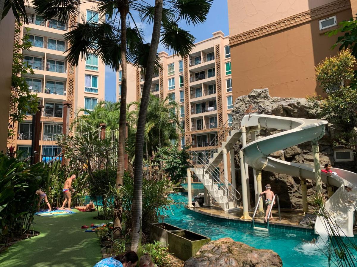 Atlantis Condo Resort Jomtien Beach Esterno foto