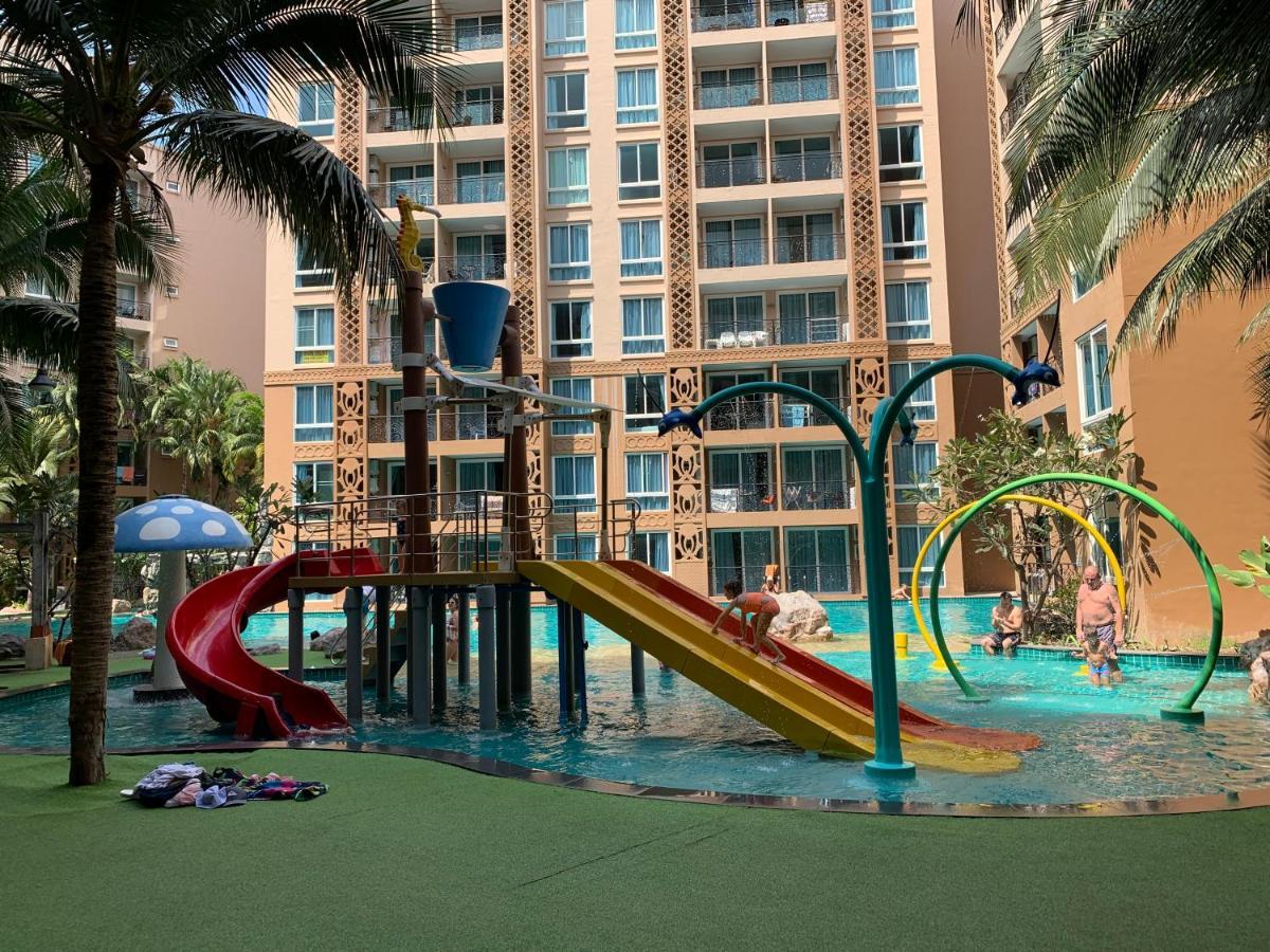 Atlantis Condo Resort Jomtien Beach Esterno foto