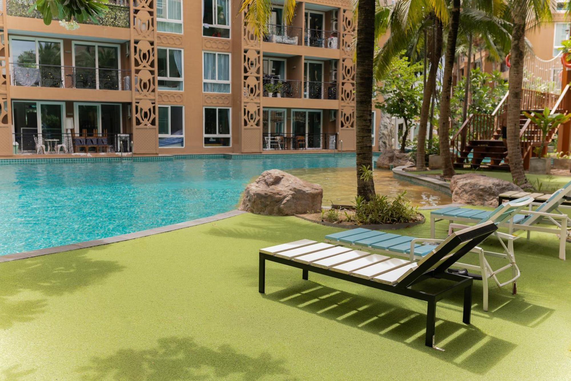Atlantis Condo Resort Jomtien Beach Esterno foto